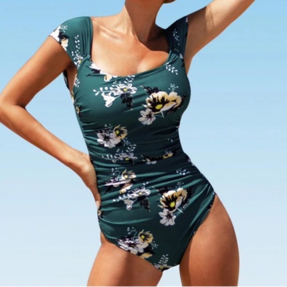 NWOT Cupshe Women’s Floral Teal One Piece Swimsuit
